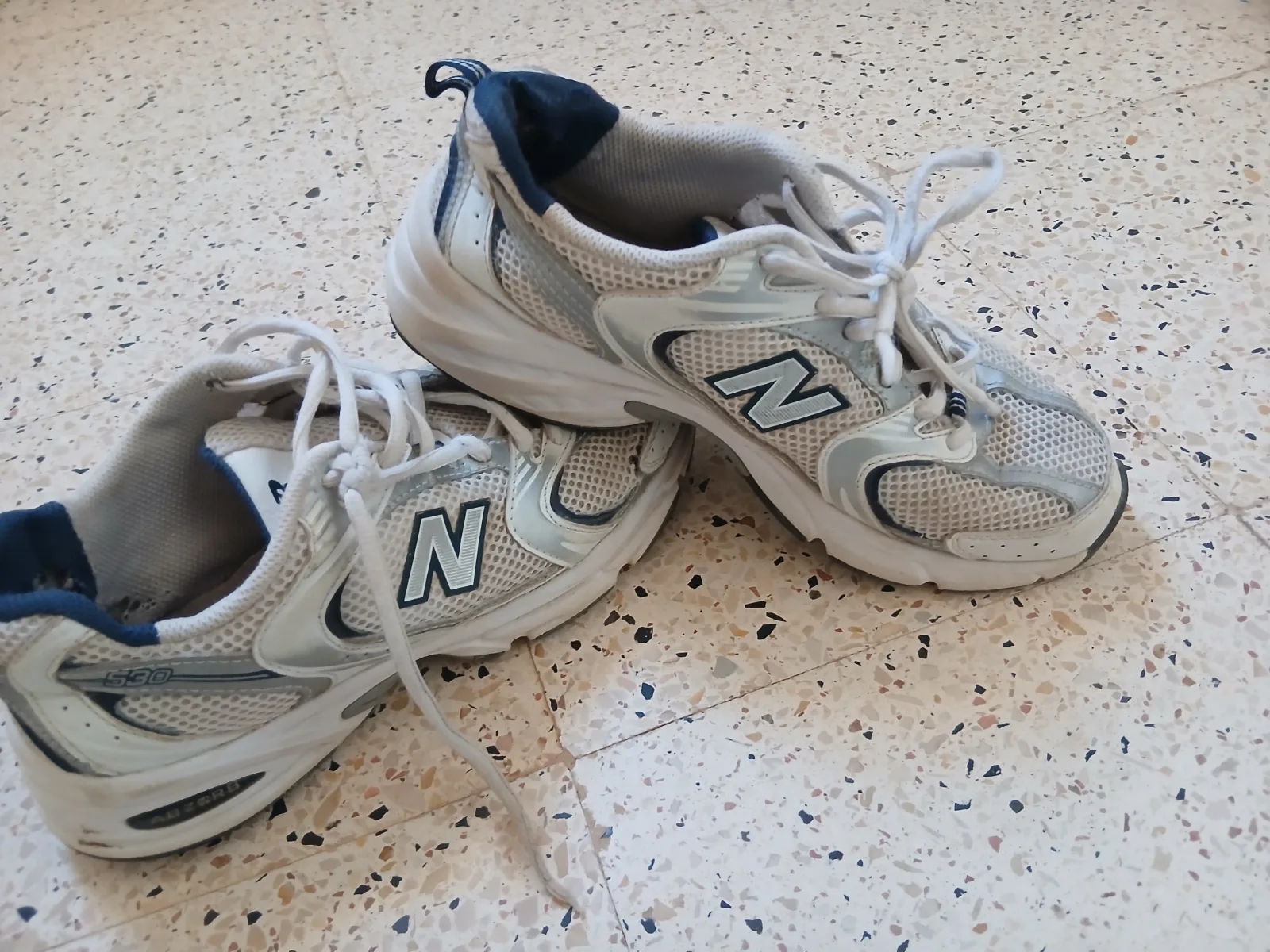 Baskette mark new ballonce taille 38