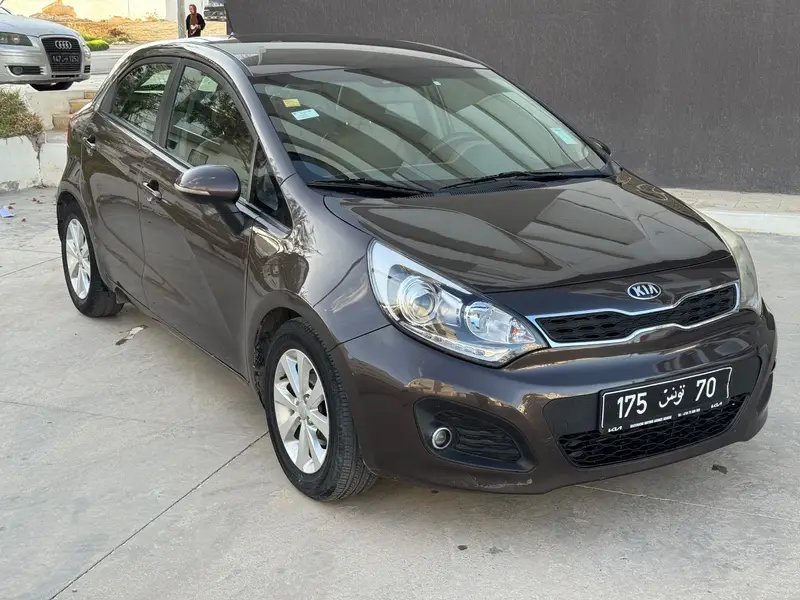 KIA Rio 5p 1.2 i-CVVT 16V 85 cv