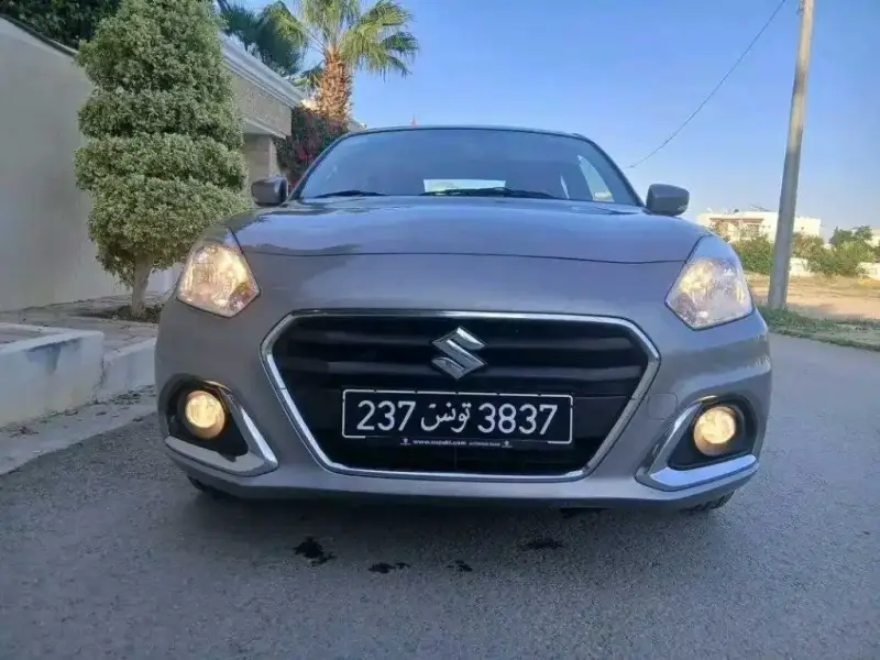 Suzuki Dzair Première Main en Excellent État