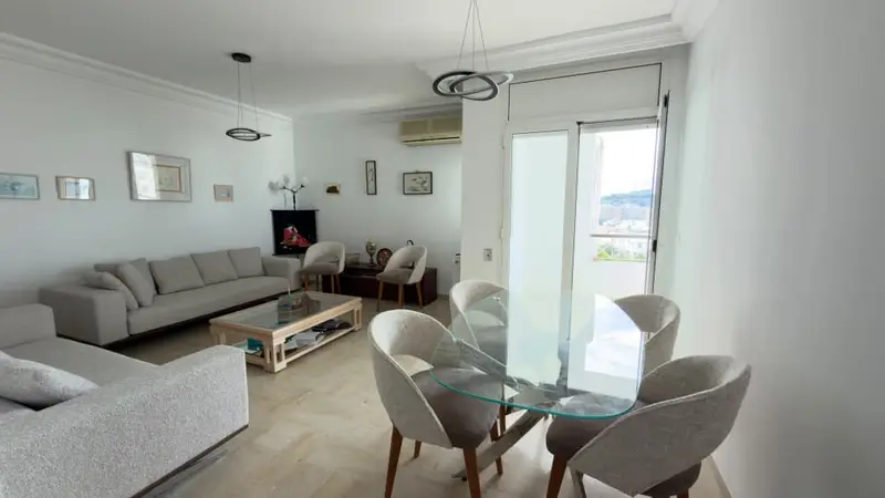 Appartement s3 de 131 m a cite ennasr