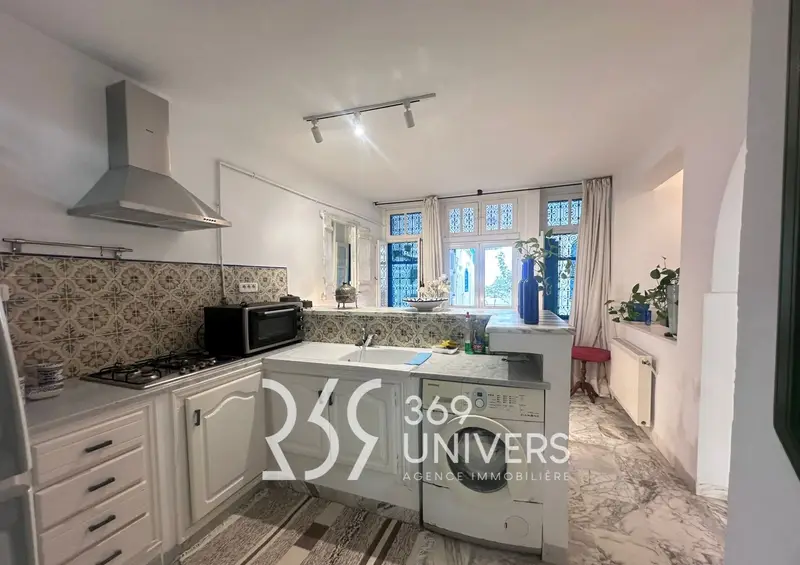 Appart meublé avec terrasse à gammarth ref ra155