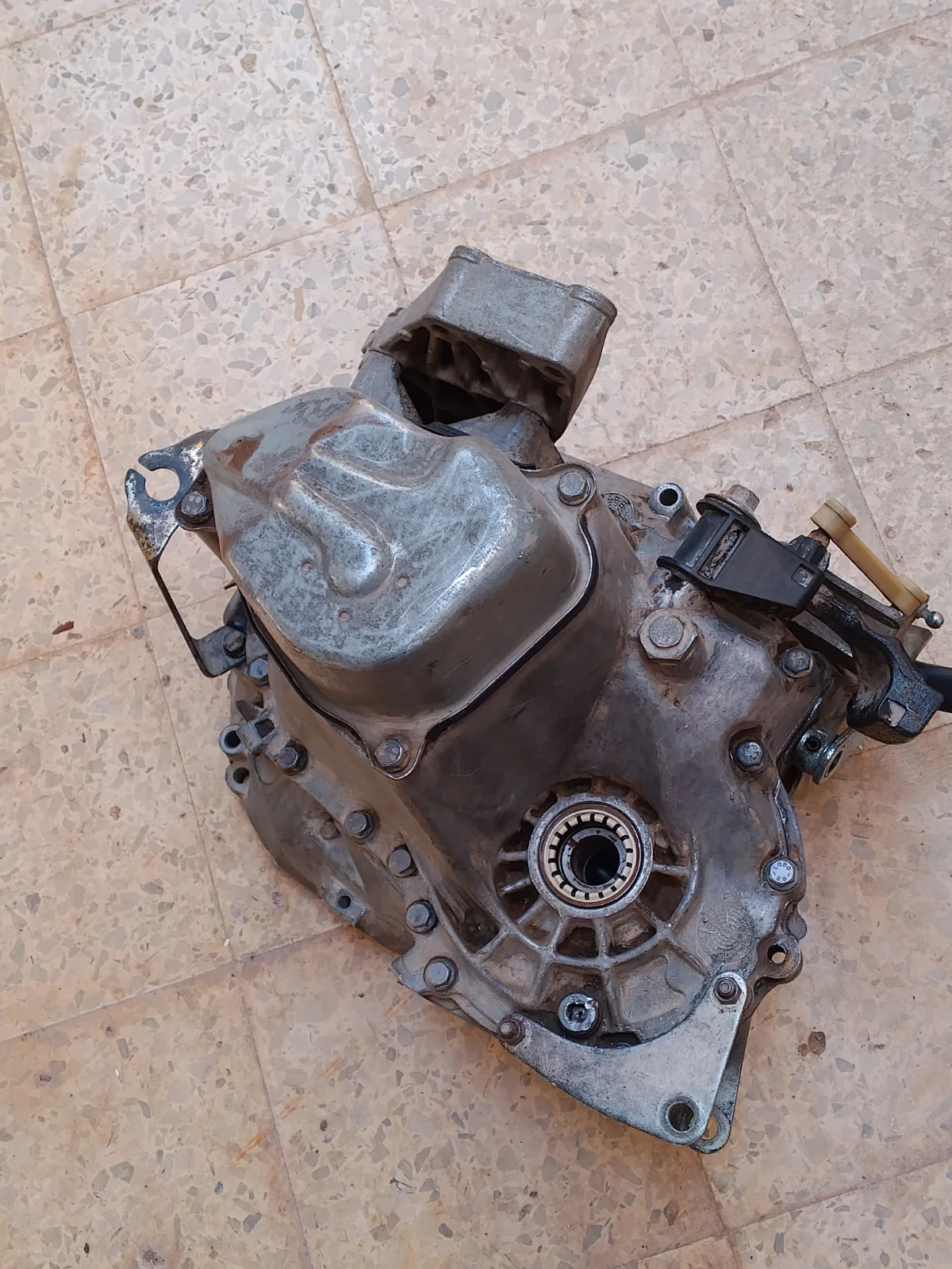 Moteur et boîte de vitesse Citroen nemo 1.4 diesel